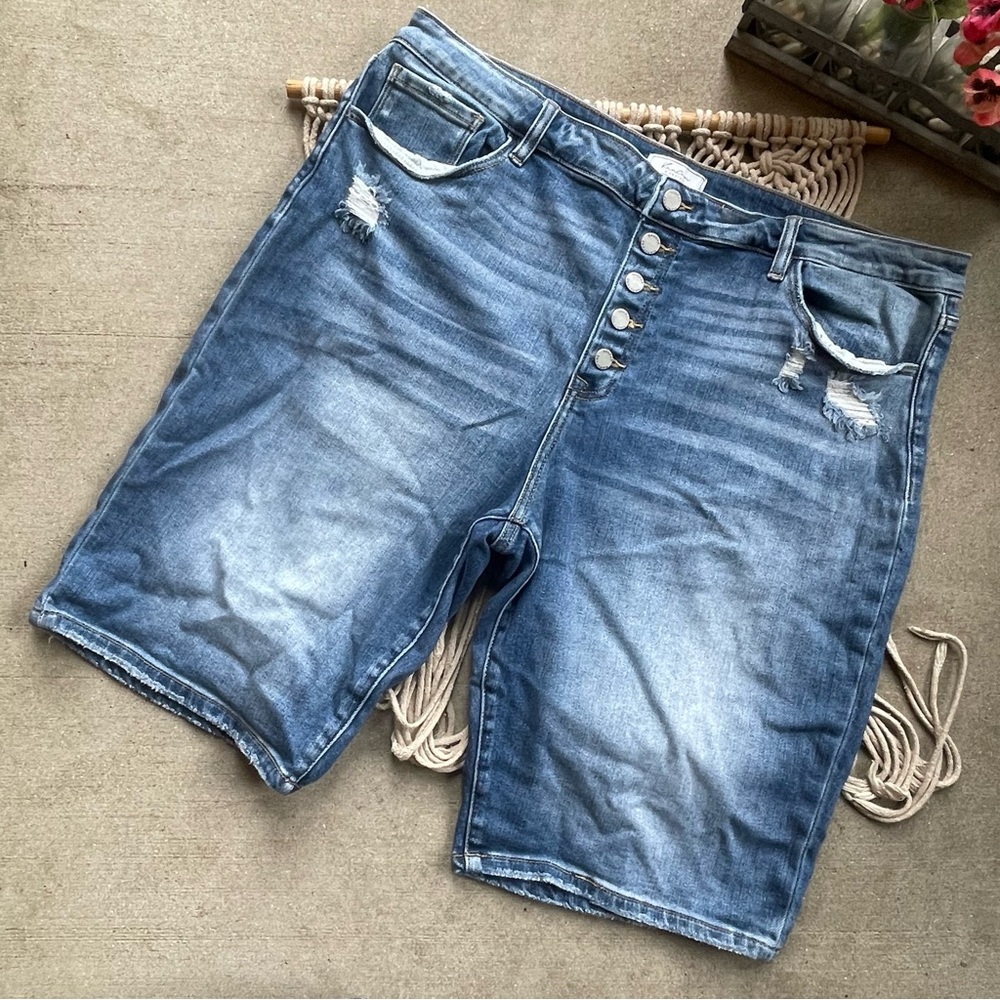 Kancan Signature Jean Shorts Size 36